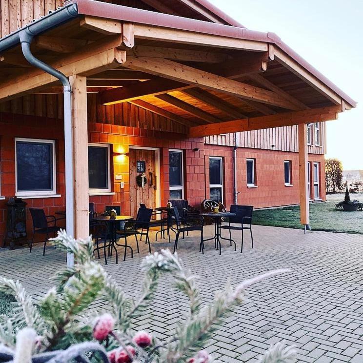 Hotel Rappenhof Breuna Bagian luar foto